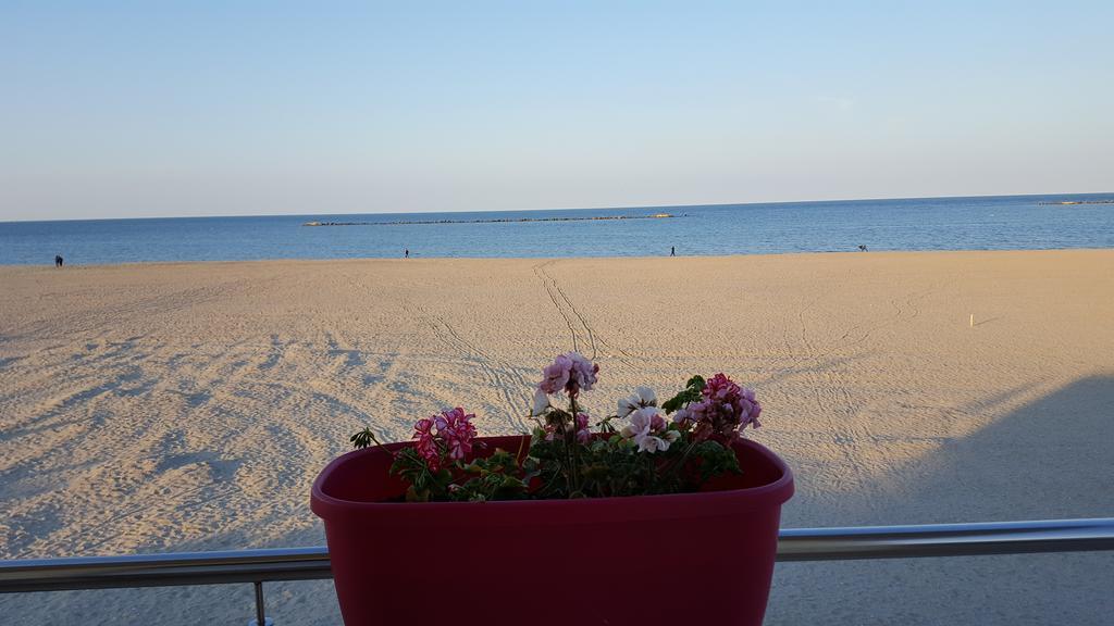 Hotel Solea Beach Mamaia Esterno foto