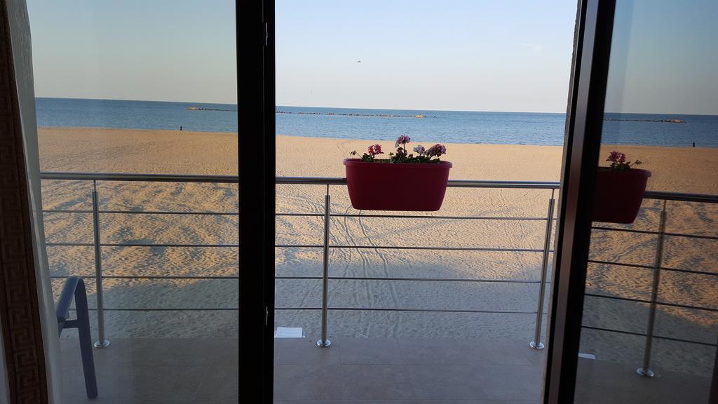 Hotel Solea Beach Mamaia Esterno foto